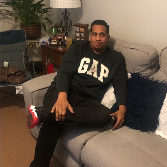 Meet your Posher, Dion - Picture 4 of 4